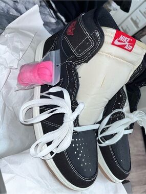 NWT NIB Nike Air Jordan 1 Retro high OG FC 10.5 black/university red-SAIL rare